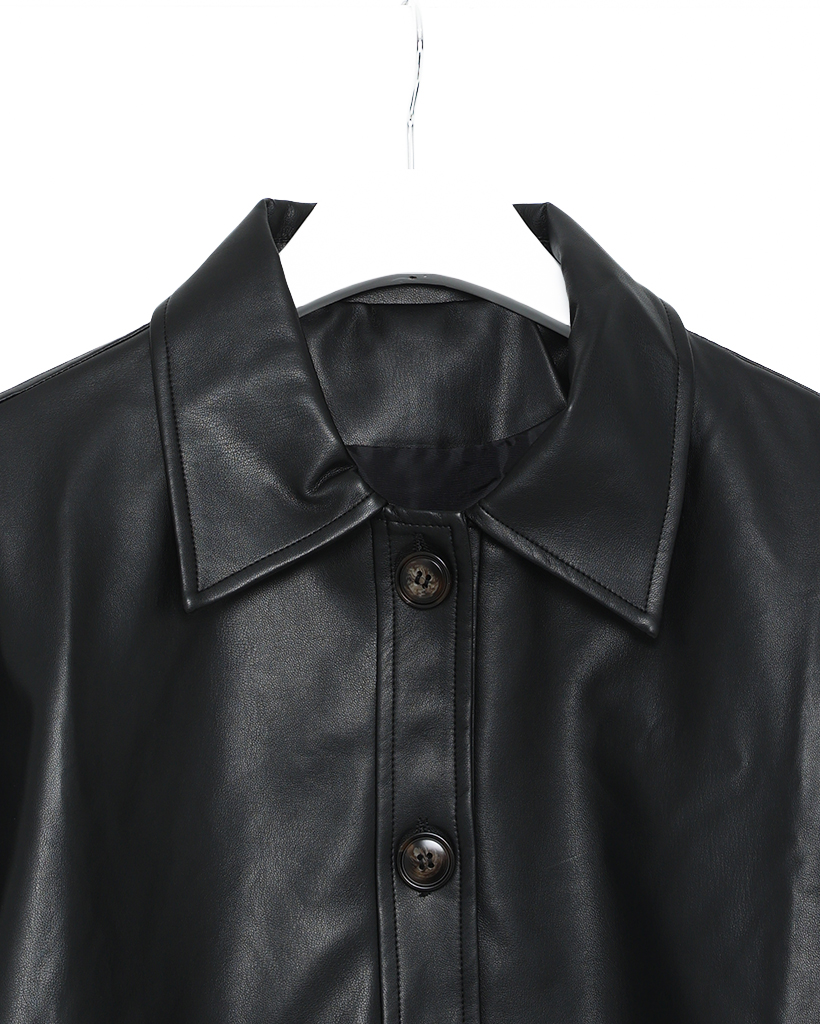 chanriii　新品未使用　ohgaレザージャケット JaVa ジャバコラボ》さっと羽織って、センスをまとう。レイヤード衿