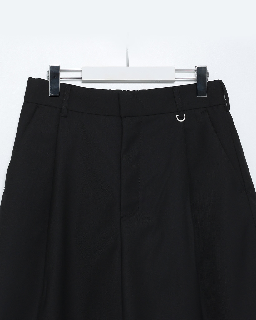 ユニセックス) ピンタックバミューダスラックス | ファッション通販