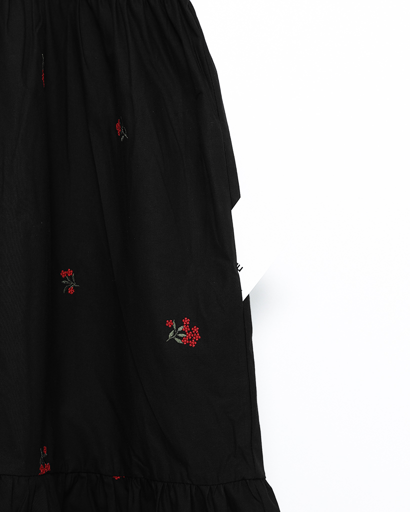 モノグラムエンブロイダリーワンピース ルミエンブロイダリーワンピース | ファッション通販サイト NUGU