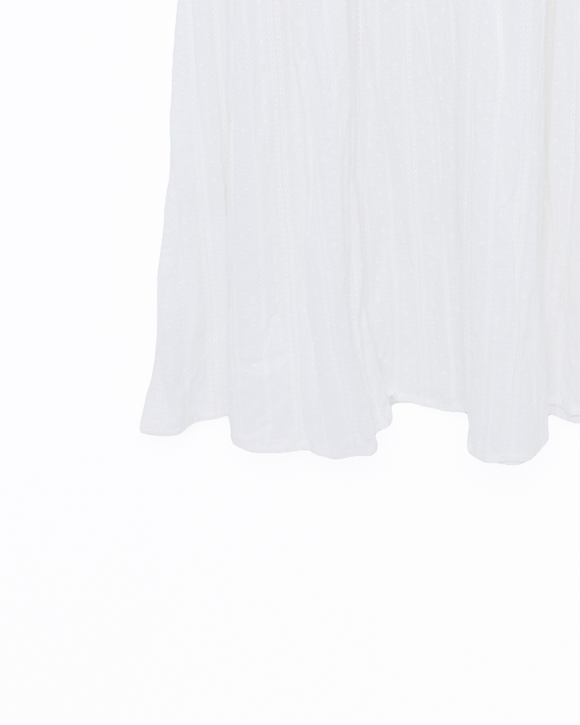 スクエアネックレースワンピース　ホワイト スクエアネックホワイトレースワンピース（白）春/夏 レースで