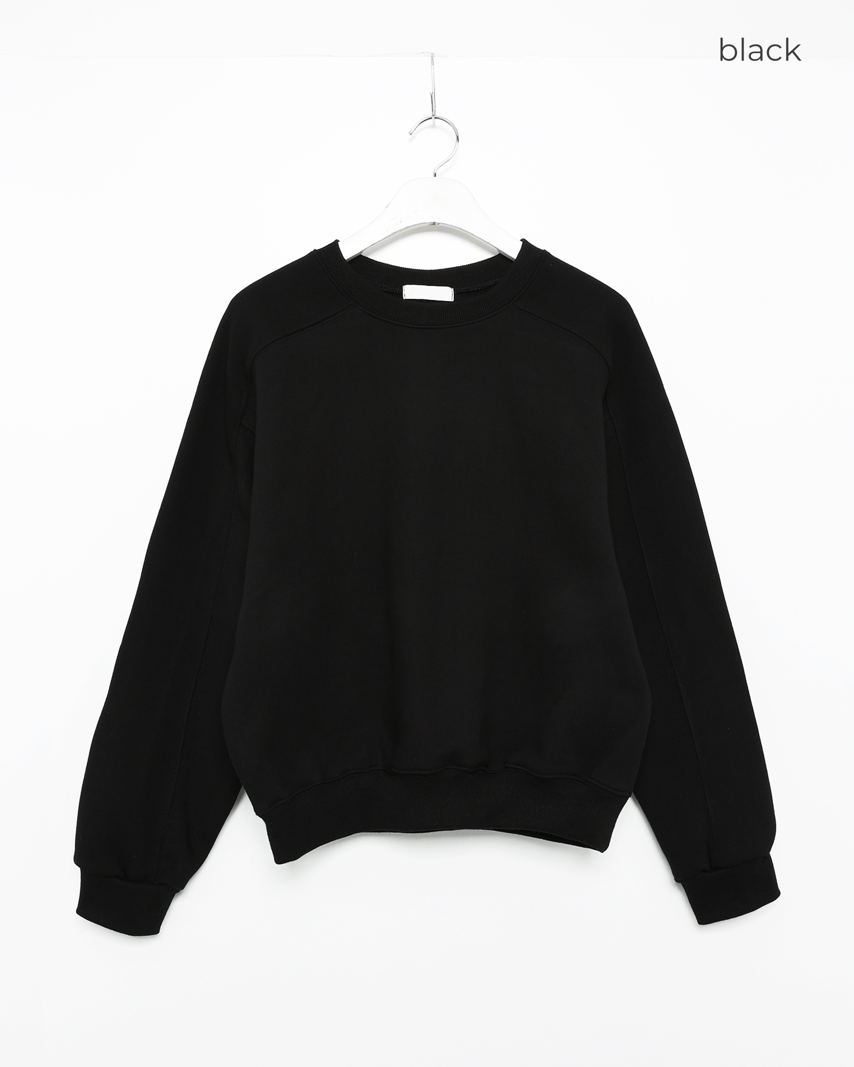 ラグランヨークショルダーセミクロップド裏起毛スウェット