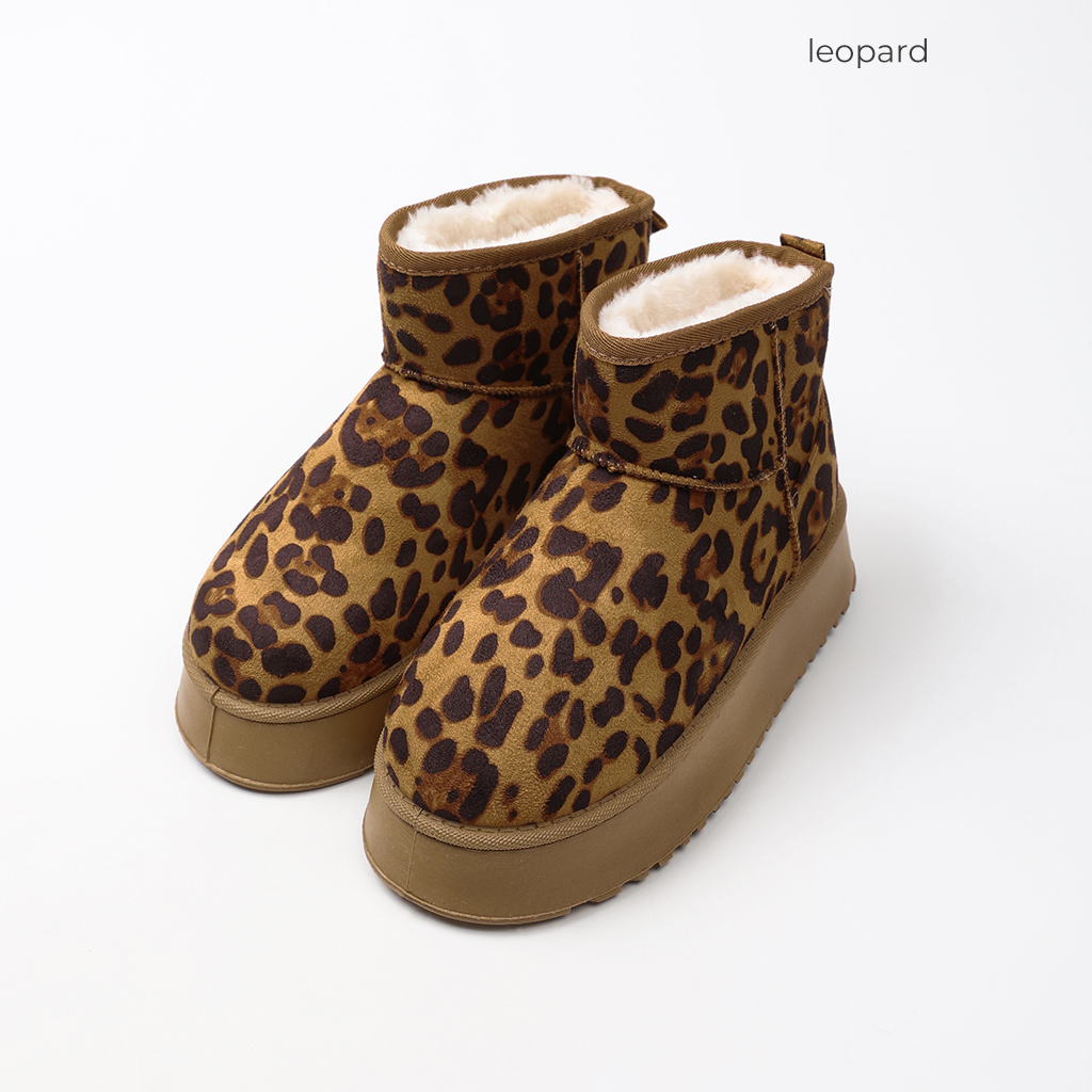 ニュージーランド ムートン まとめて 2枚 長130×横60cm/バージンウール ニュージーランド ムートン まとめて 2枚 長130×横60cm/バージンウール