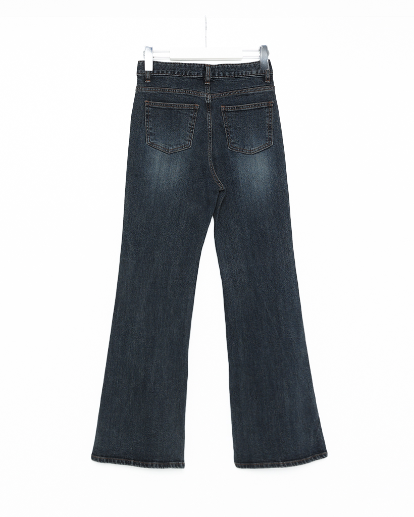 ブーツカットデニムパンツ | ファッション通販サイト NUGU