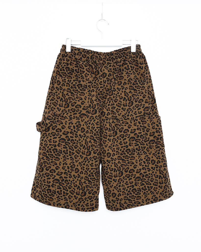 ユニセックス）カーペンダーレオパードバミューダパンツ