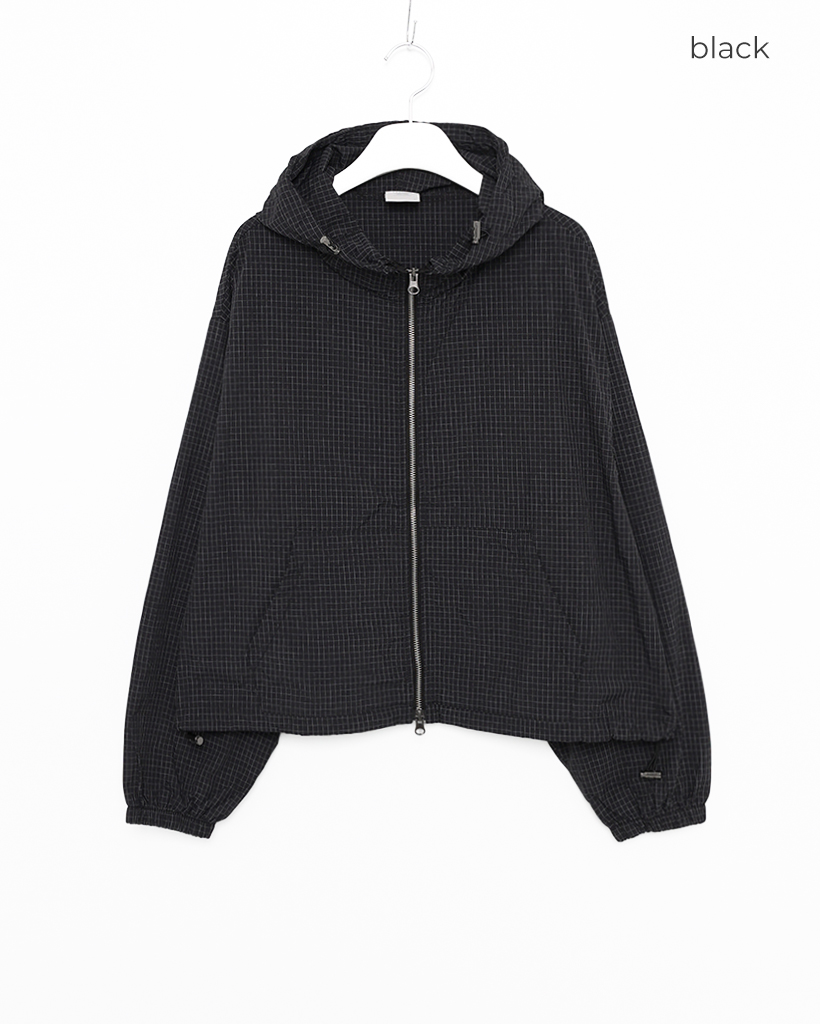 カラフルフードウィンドブレーカー | ファッション通販サイト NUGU