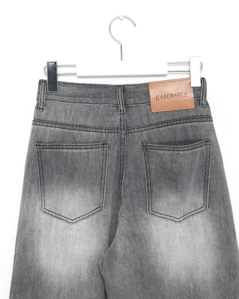 nugu Celume ハートスタッドルーズフィットデニム nugu Celume ハートスタッドルーズフィットデニム