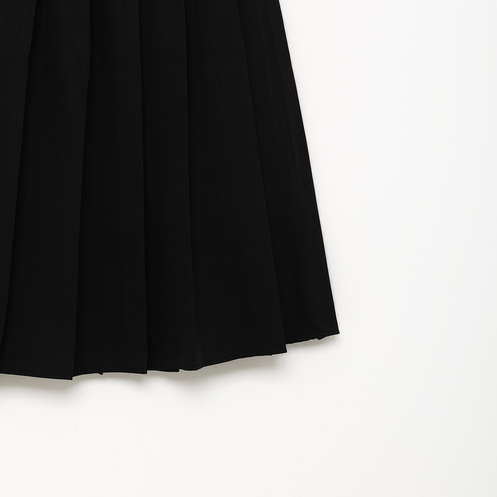 プリーツプリーズ APOC ストレート ロング スカート プリーツロングスカート | ファッション通販サイト NUGU