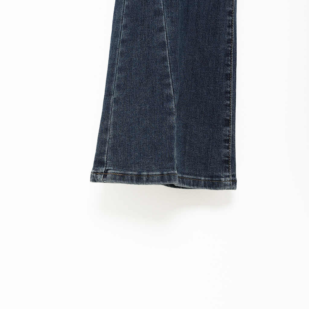 スリムブーツカットデニムパンツ | ファッション通販サイト NUGU