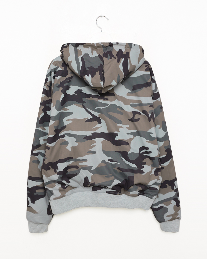 ユニセックス）ミリタリーリバーシブルジップパーカー | ファッション