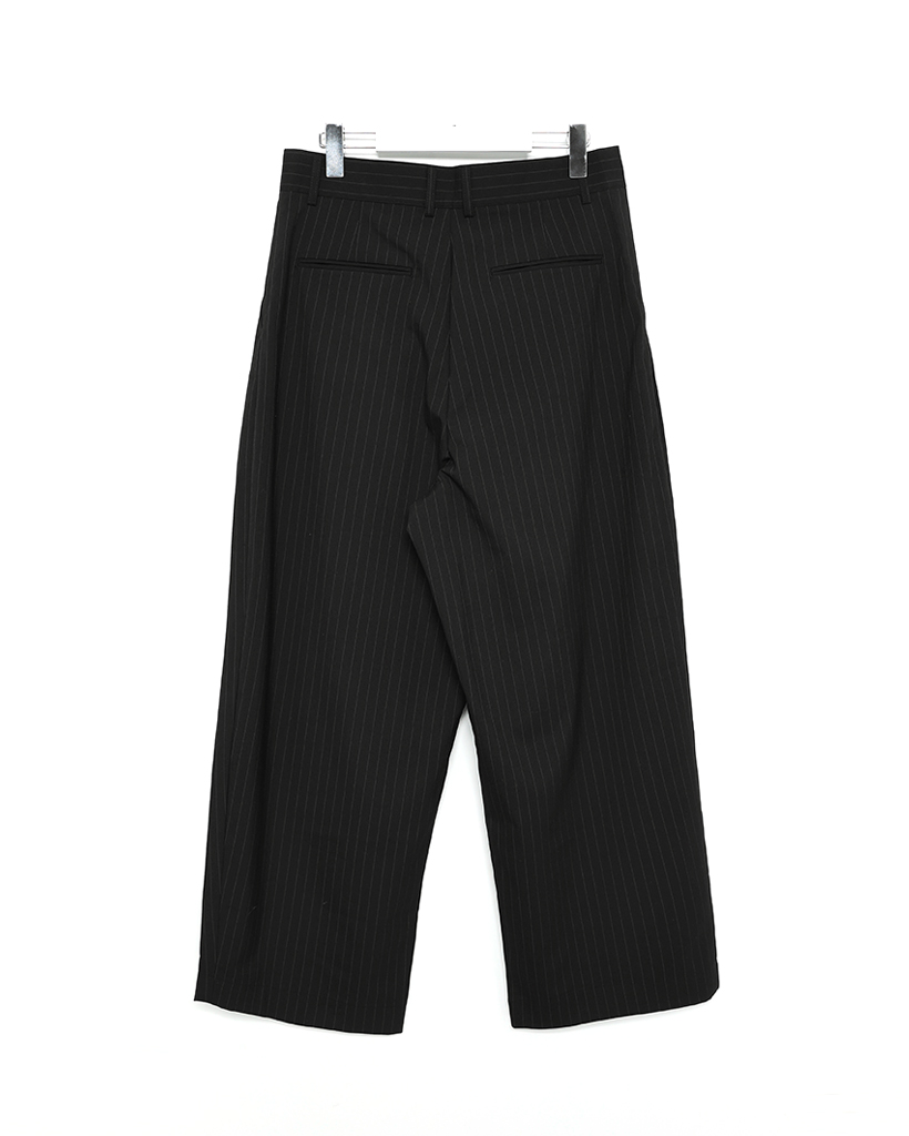 rin onffo ttaggg ツータックスラックス　黒 rin onffo ttaggg ツータックスラックス 黒 rin onffo ttaggg