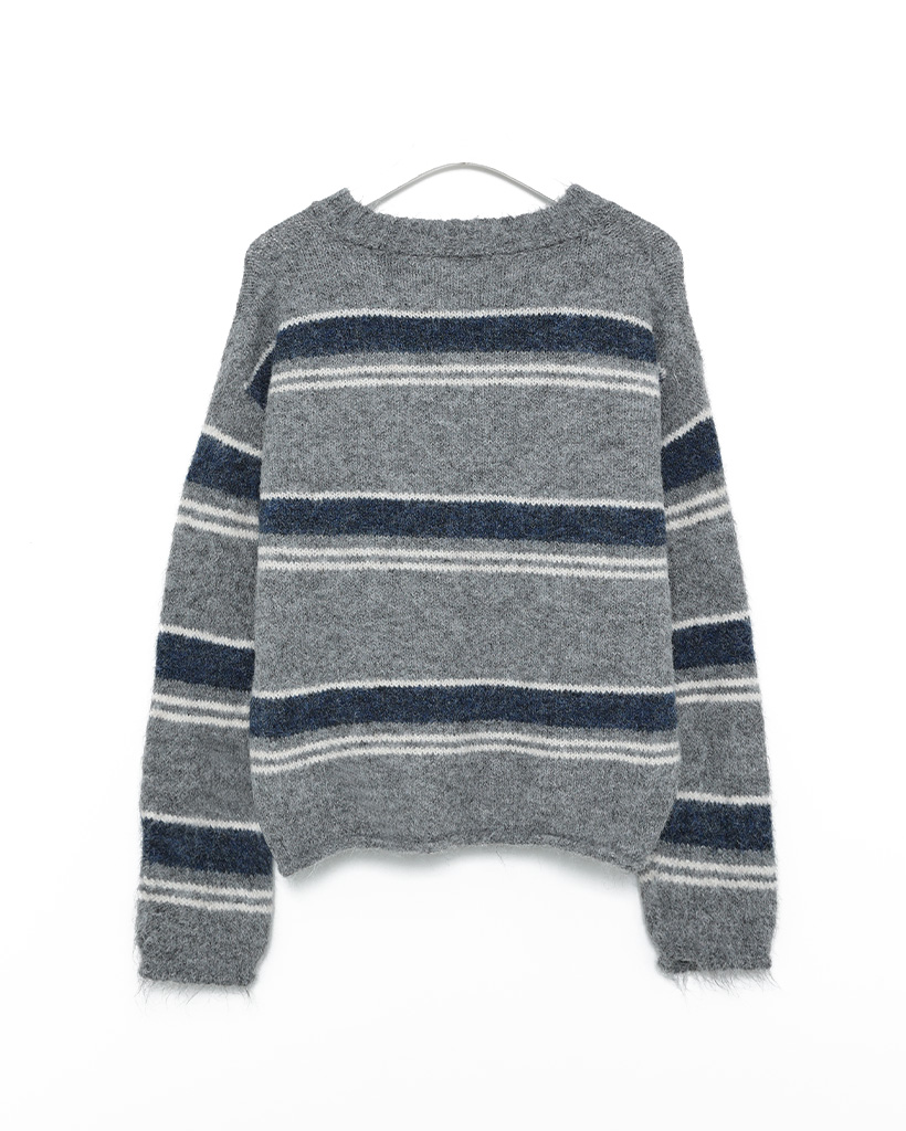 ビアズリー　モノトーン ボーダー Vネックニット ビアズリー モノトーン ボーダー Vネックニット デコルテを
