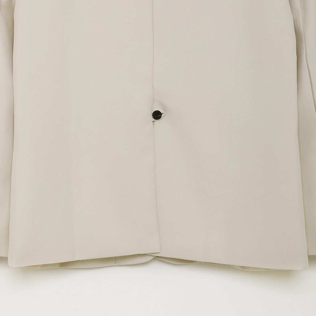 【極美品】BEIGE LUIZA シングルボタン テーラードジャケット ホワイト LUIZA ／ ノーカラージャケット（JKCWCS0701