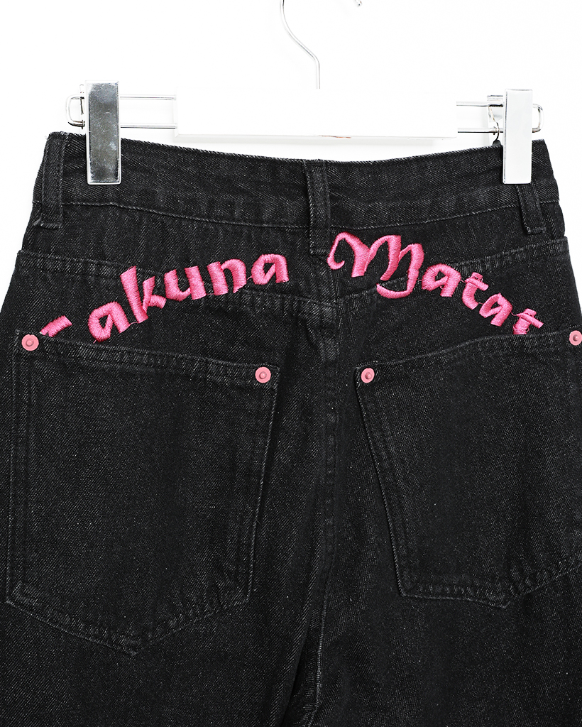 日本製 ピンクストライプデニム 25インチ 大きいサイズ レディース 花刺繍ストレッチスキニーデニム wan