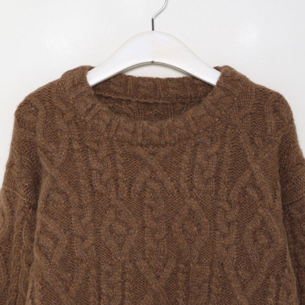 オーバーフィットケーブルニット | ファッション通販サイト NUGU