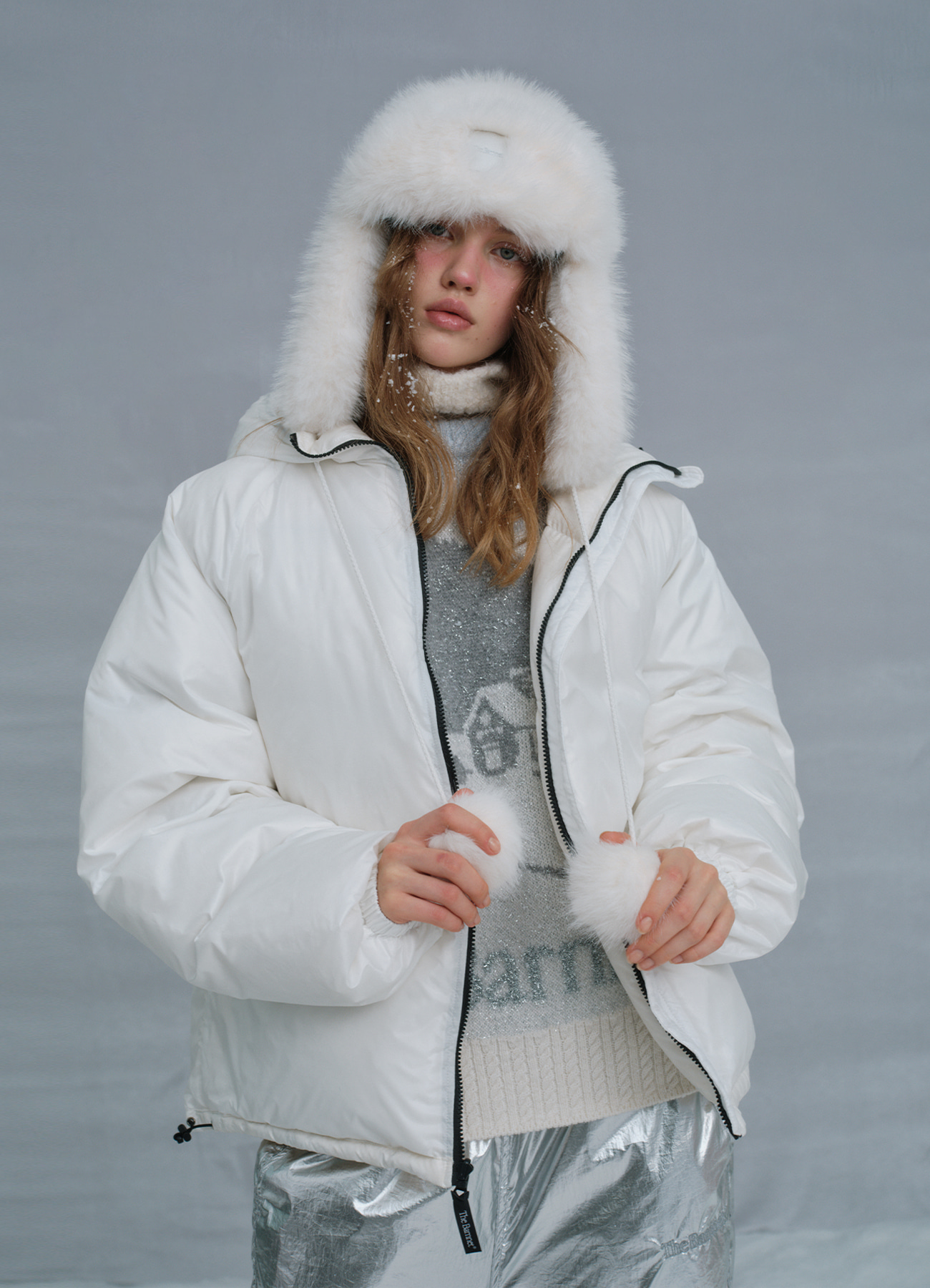 Reversible Hooded Goose Puffer Jacket - Wihte