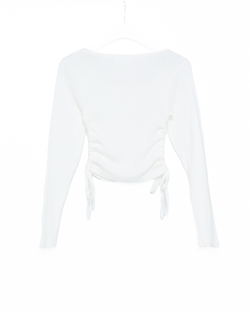 クロップドヘンリーネックトップス | ファッション通販サイト NUGU