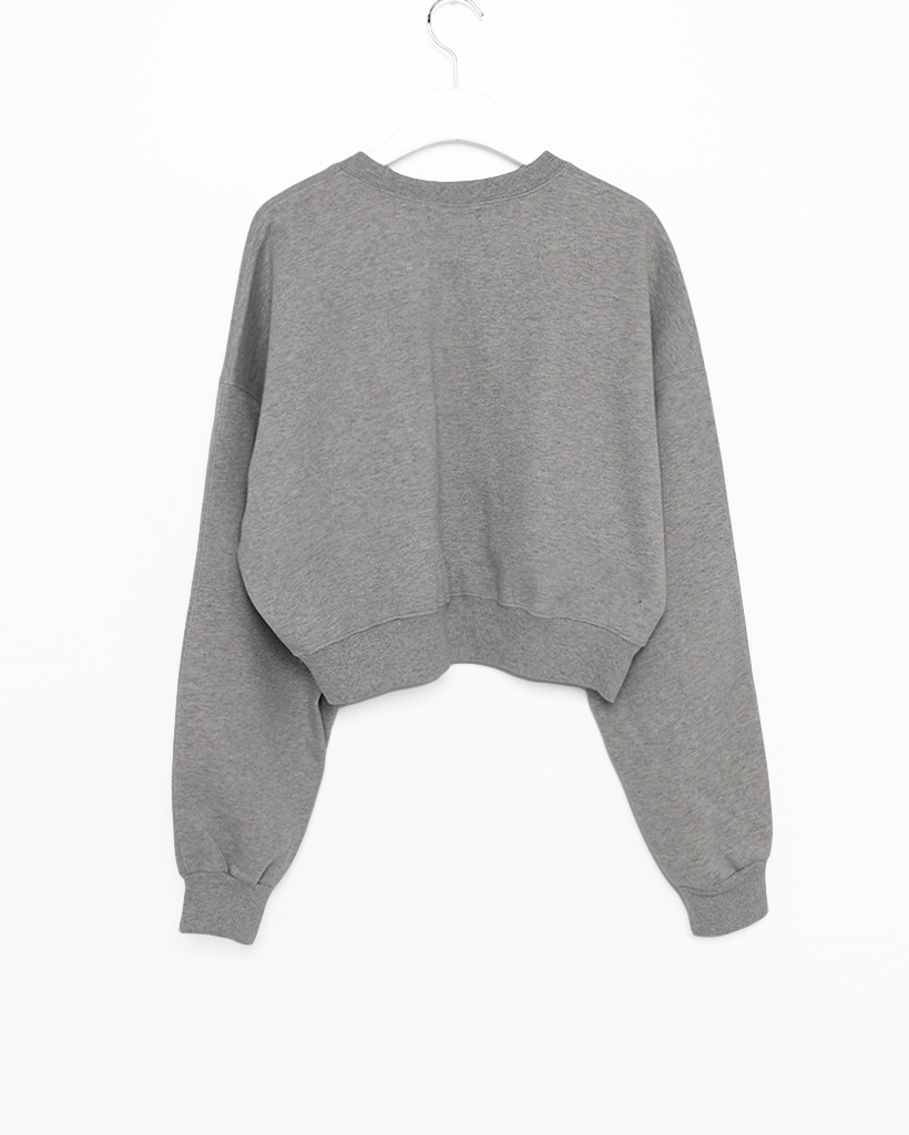 ウォッシュ加工クロップドスウェット | ファッション通販サイト NUGU