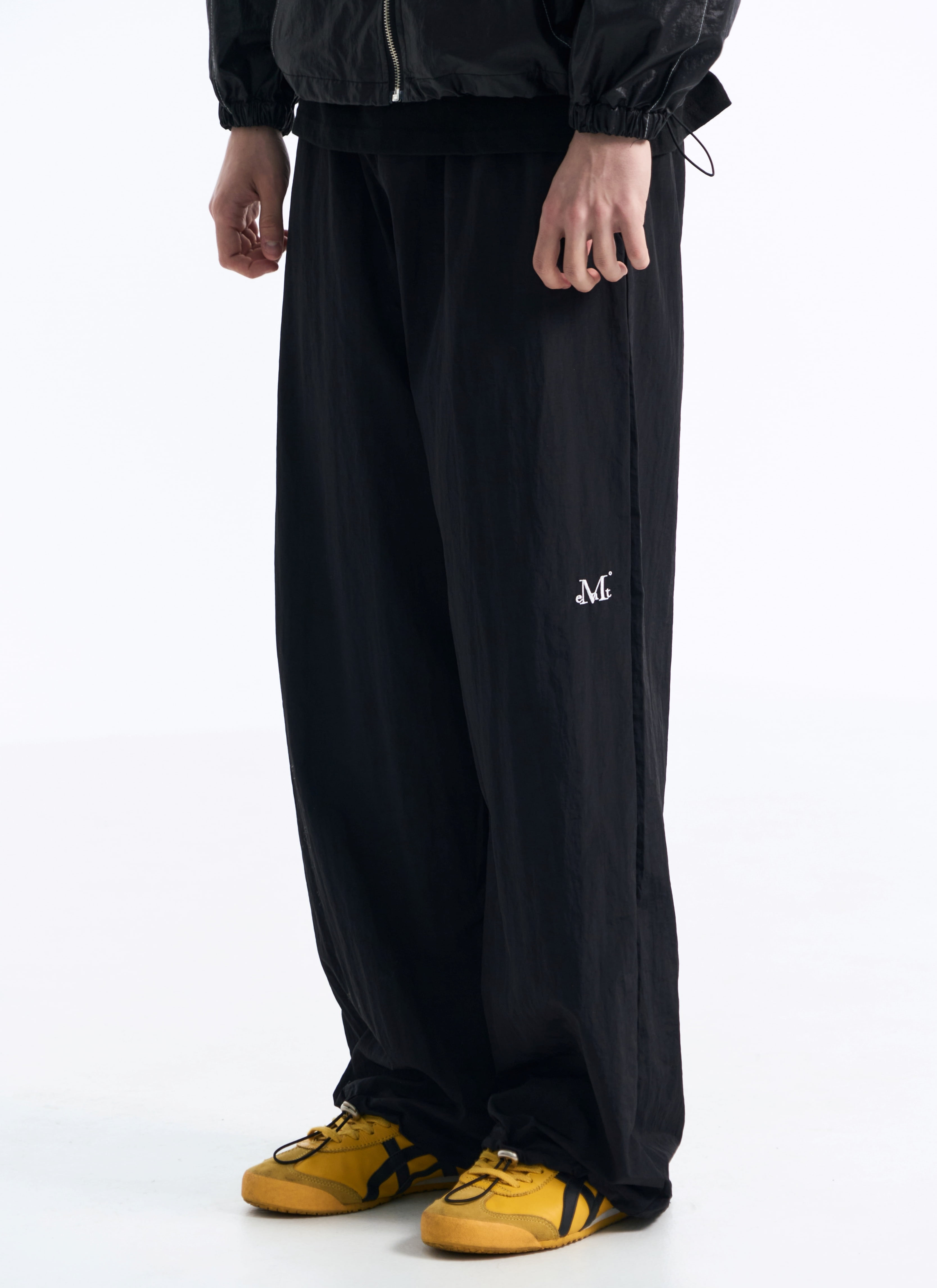 SIGNATURE NYLON JOGGER PANTS (MAN, BLACK) | ファッション通販
