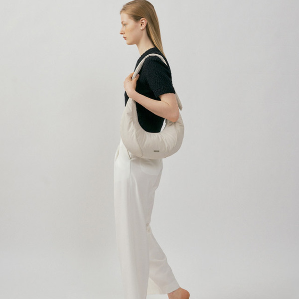FOLNUA PADDED OVAL BAG LIGHT GRAY - COTTON | ファッション
