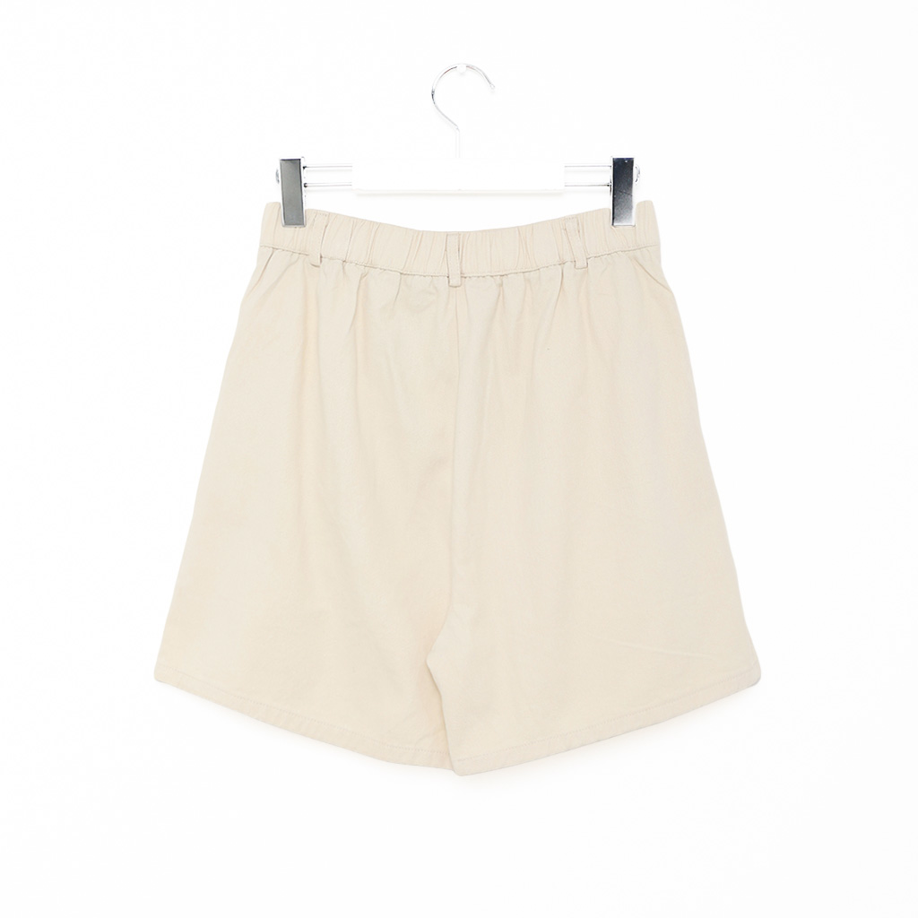 Aラインタック入りショートパンツ | ファッション通販サイト NUGU