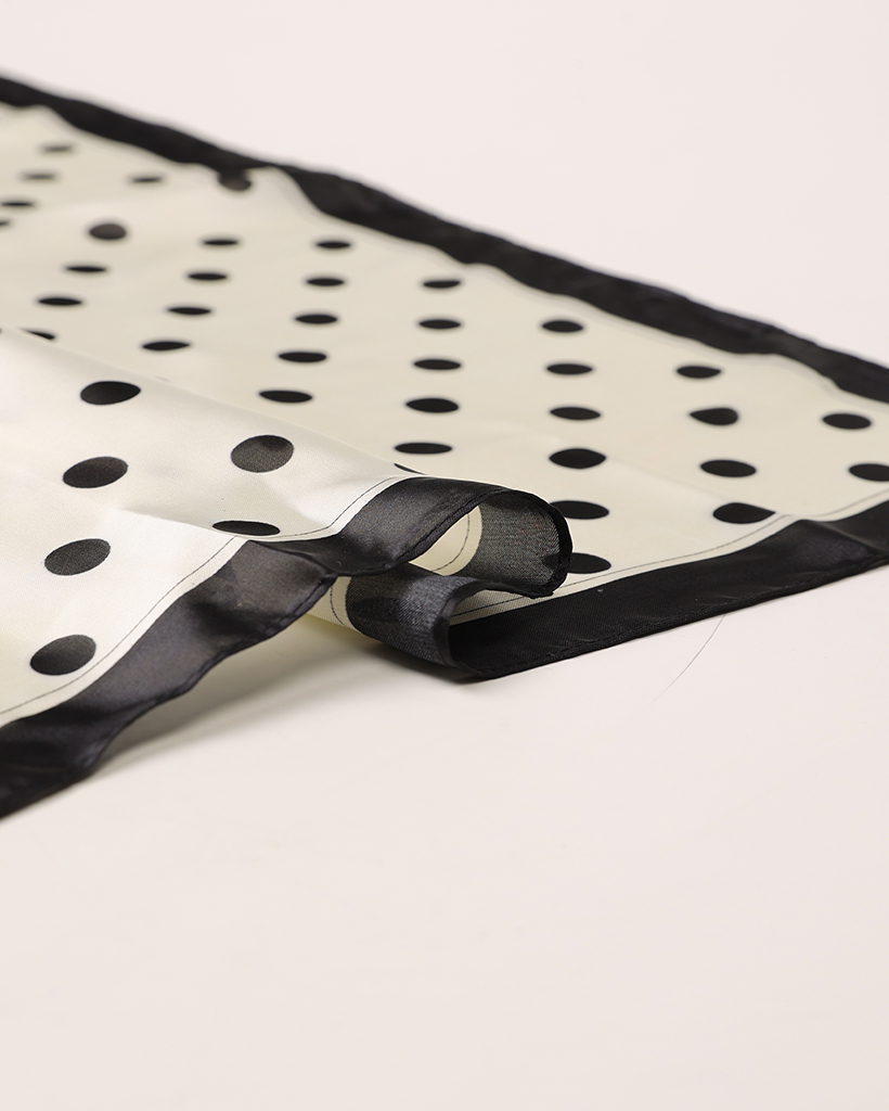 ラインバイカラードットヘアカチーフ | ファッション通販サイト NUGU