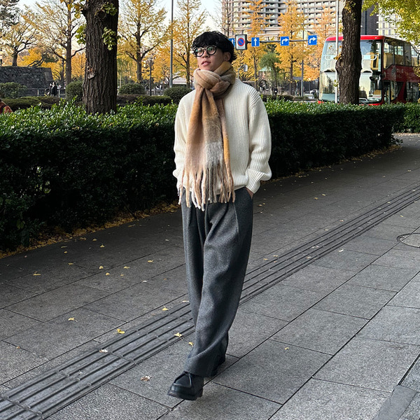 【大特価‼️】 utusiyo テーラードジャケット ワイドスラックス ウール混 大特価‼️】 utusiyo テーラードジャケット ワイドスラックス