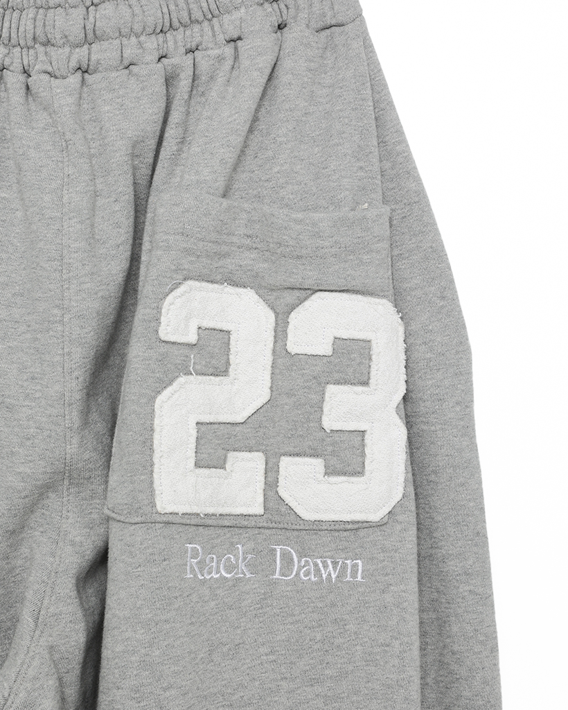 D&G 花柄刺繍 スウェットパンツ　サイズ48 D&G 花柄刺繍 スウェットパンツ サイズ48 Dolce & Gabbana