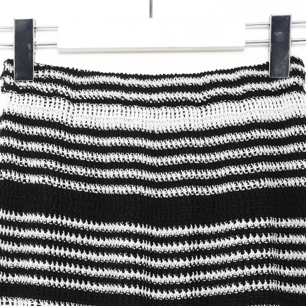 【新品・未使用】パーリゲーツ レオパード×ボーダー　ニットスカート　2 パーリーゲイツ ゴルフ レオパード柄ボーダー 長袖 ニット セーター