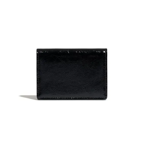 CRINKLE HALFMOON ACCORDION POCKET - BLACK | ファッション通販
