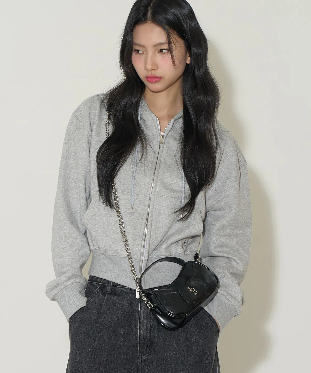 SIGNATURE MINI BAG BLACK | ファッション通販サイト NUGU