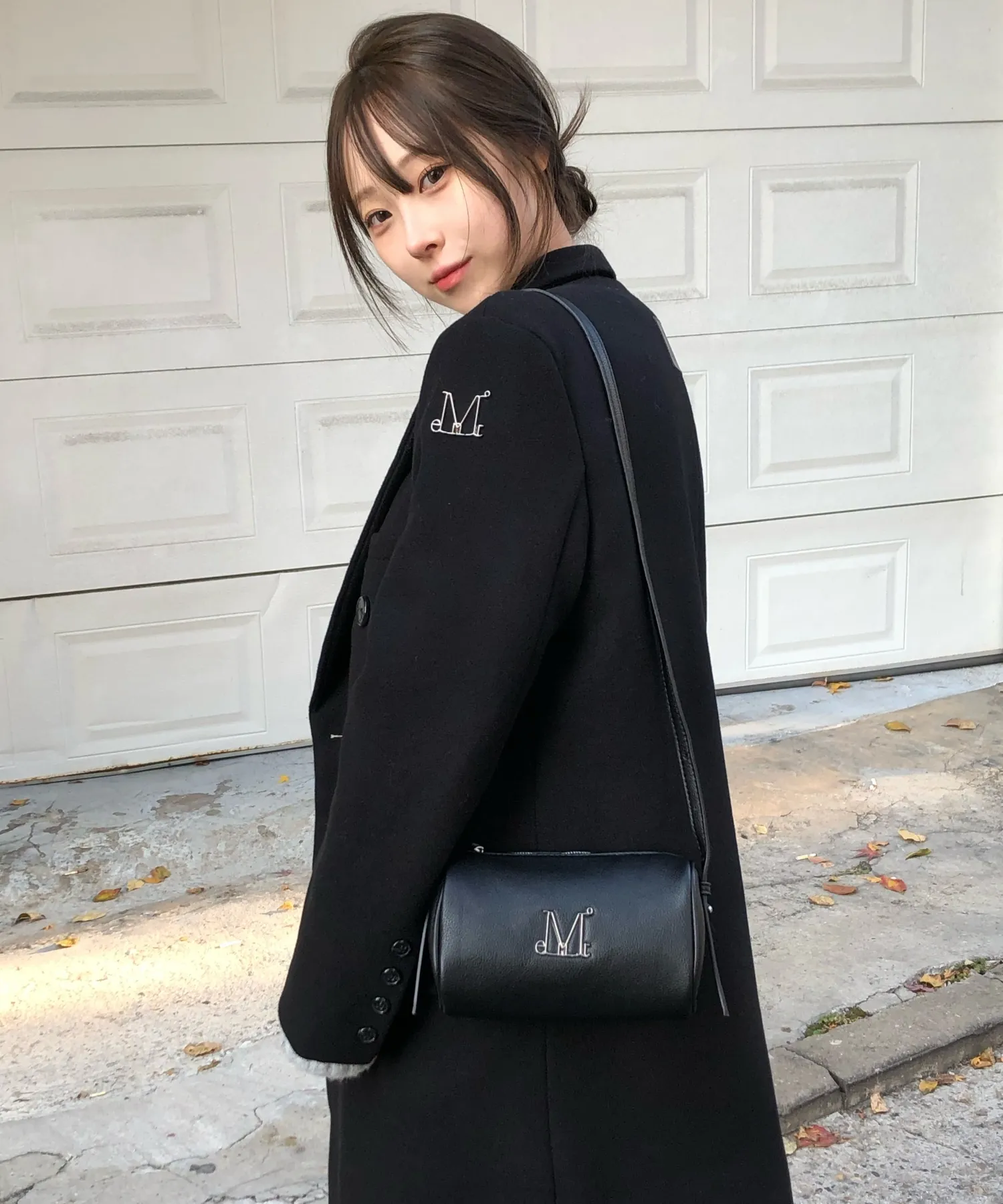 ARA METAL LOGO MINI SHOULDER BAG UNISEX