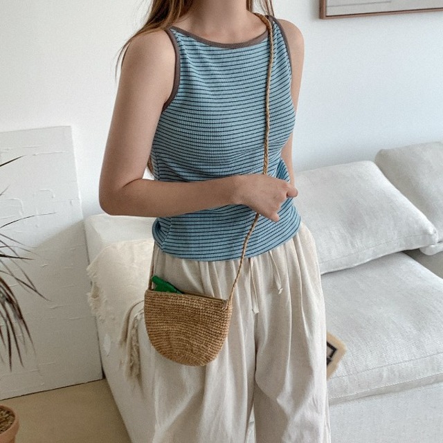 ストライプスリーブレス