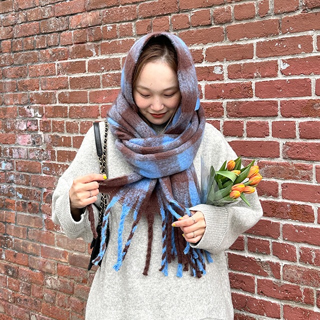 チェックマフラー