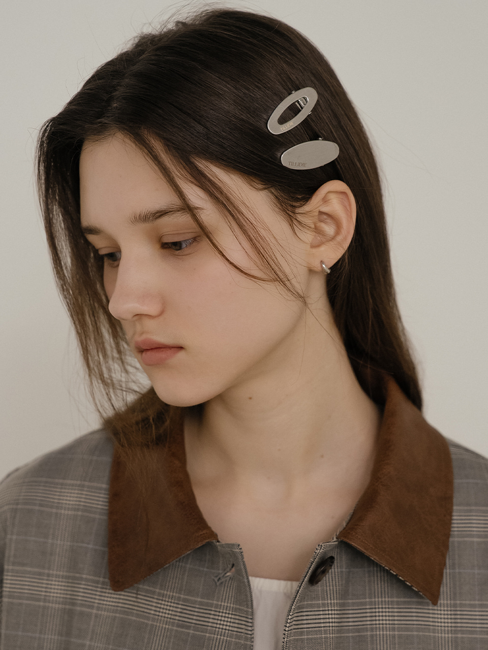 Minimal logo hair pin [TISP05AC07]_Silver