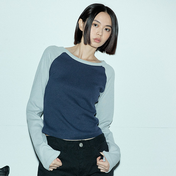 C RAGLAN LONG SLEEVE T-SHIRT_NAVY