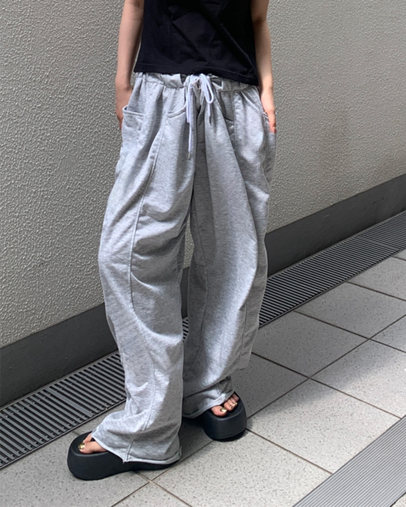ワイドセンタースウェットパンツ | ファッション通販サイト NUGU