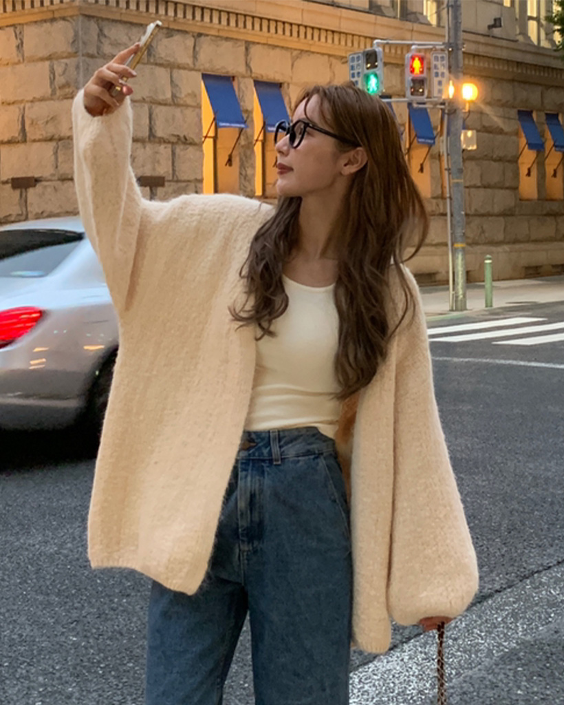 STONE  ベージュ カーディガン ラメシャギーVネックカーディガン | human woman（ヒューマン