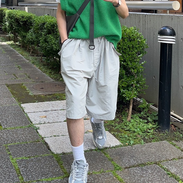 ツータック入りバミューダパンツ