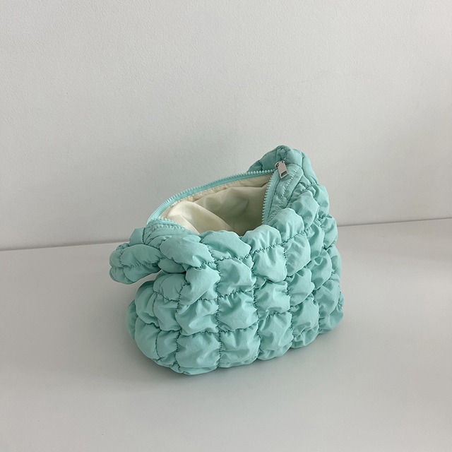 Two Youキルティングミディアムショルダーバッグ