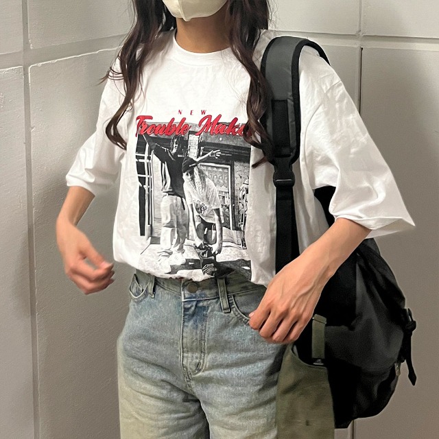 ルーズフィットフォトプリント半袖Tシャツ