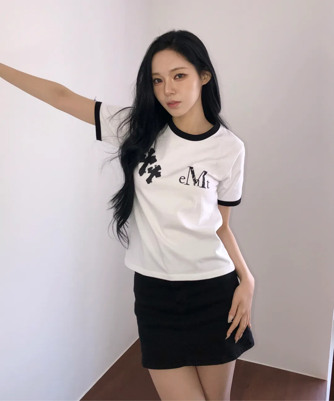 ROVIO CROSS CRACK LOGO RINGER HALF T