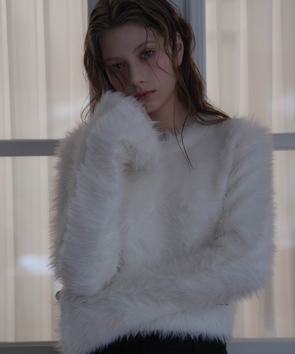 Hairy Flare Sleeve Knit [Ivory]