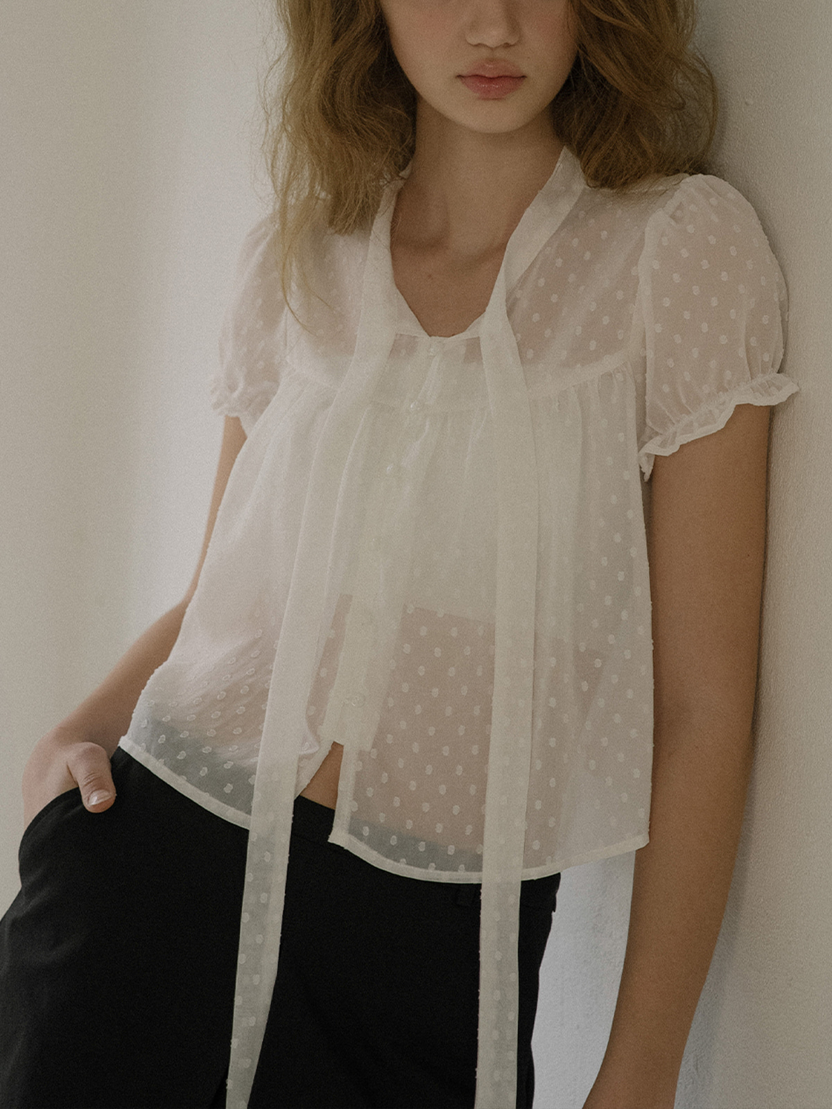 Dot ribbon blouse FRSU01BL02_Ivory