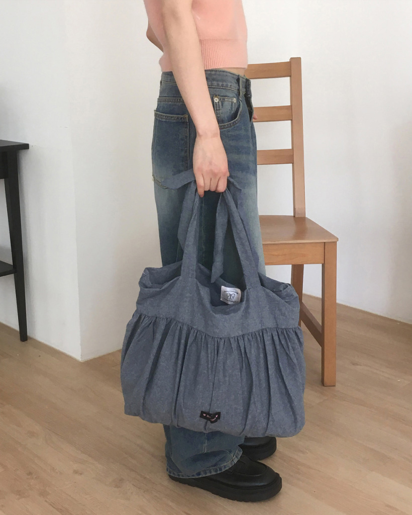 YUMAMA. 様☆ trois トロワ バックシャーリングジレ フリル 絞り Y's EMBROIDERY TAFFETA PACKABLE TOTE BAG(S BLACK): Vintage