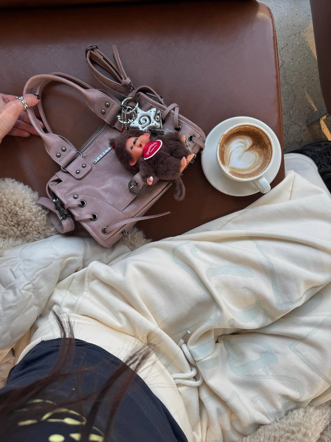 ベルト付きウォッシュレザーミニバッグ(ベビーピンク)