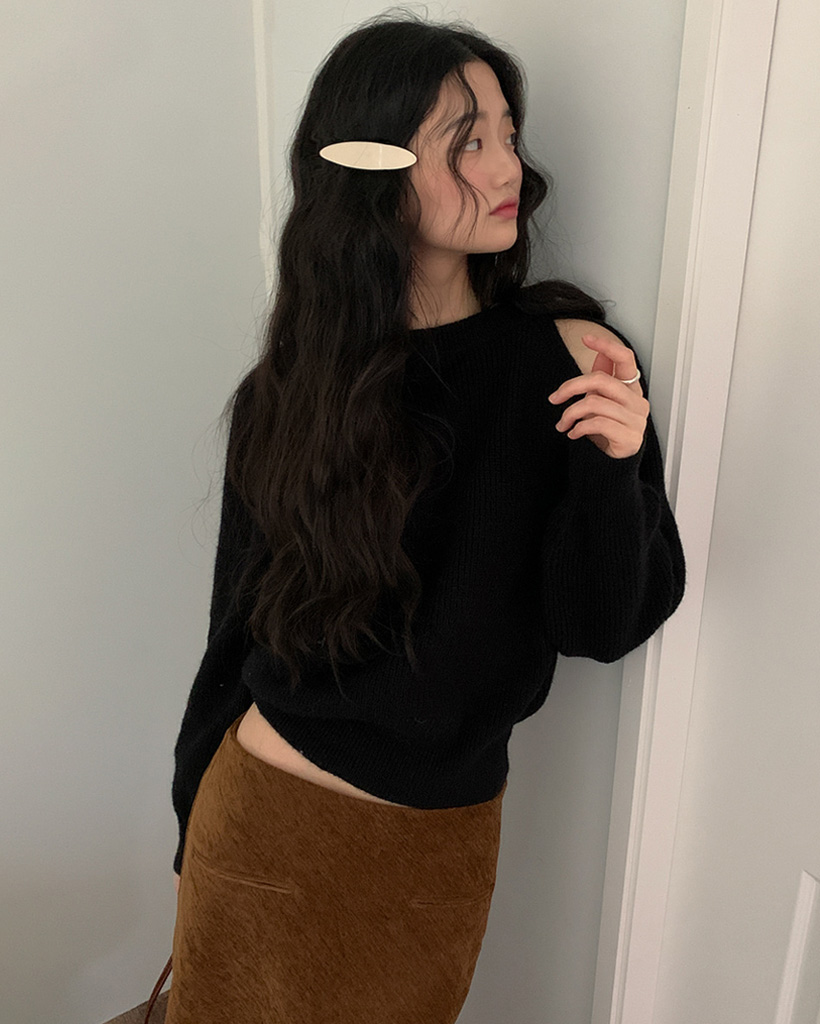 スリットショルダー長袖ニット | ファッション通販サイト NUGU