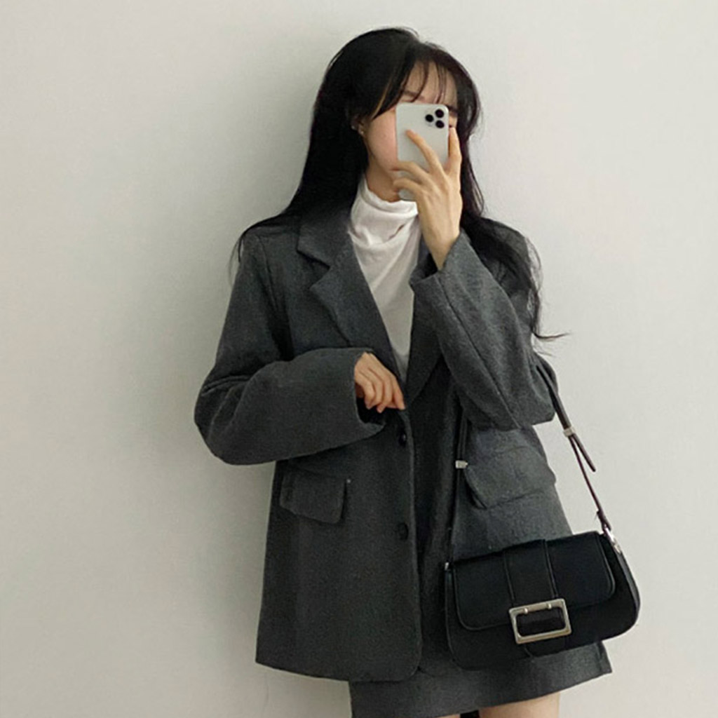 ジャケット×ミニスカート