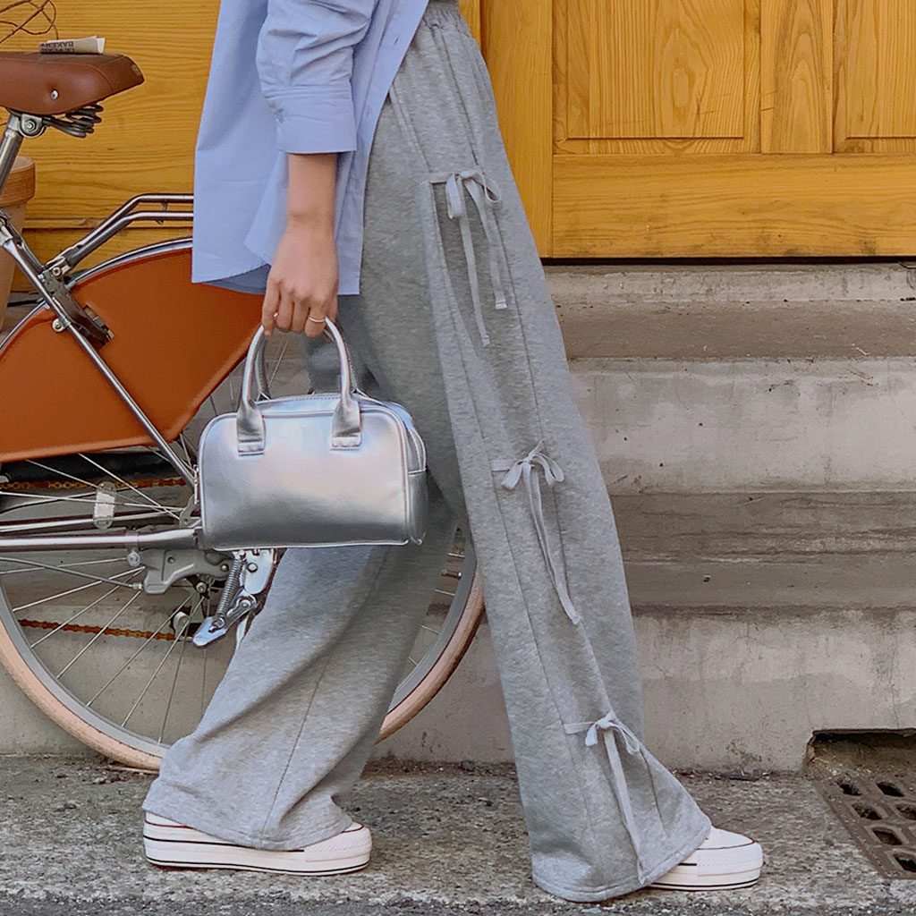 リボン付きワイドパンツ