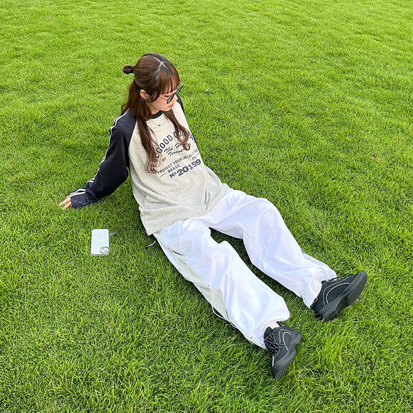 パラシュートパンツ