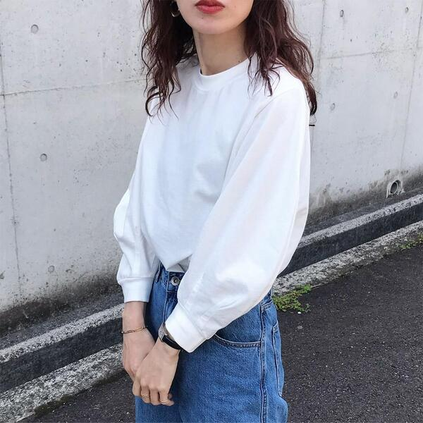 5分丈や7分丈といった半端丈のトップス